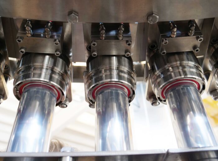 Electro-pneumatic can filler valve